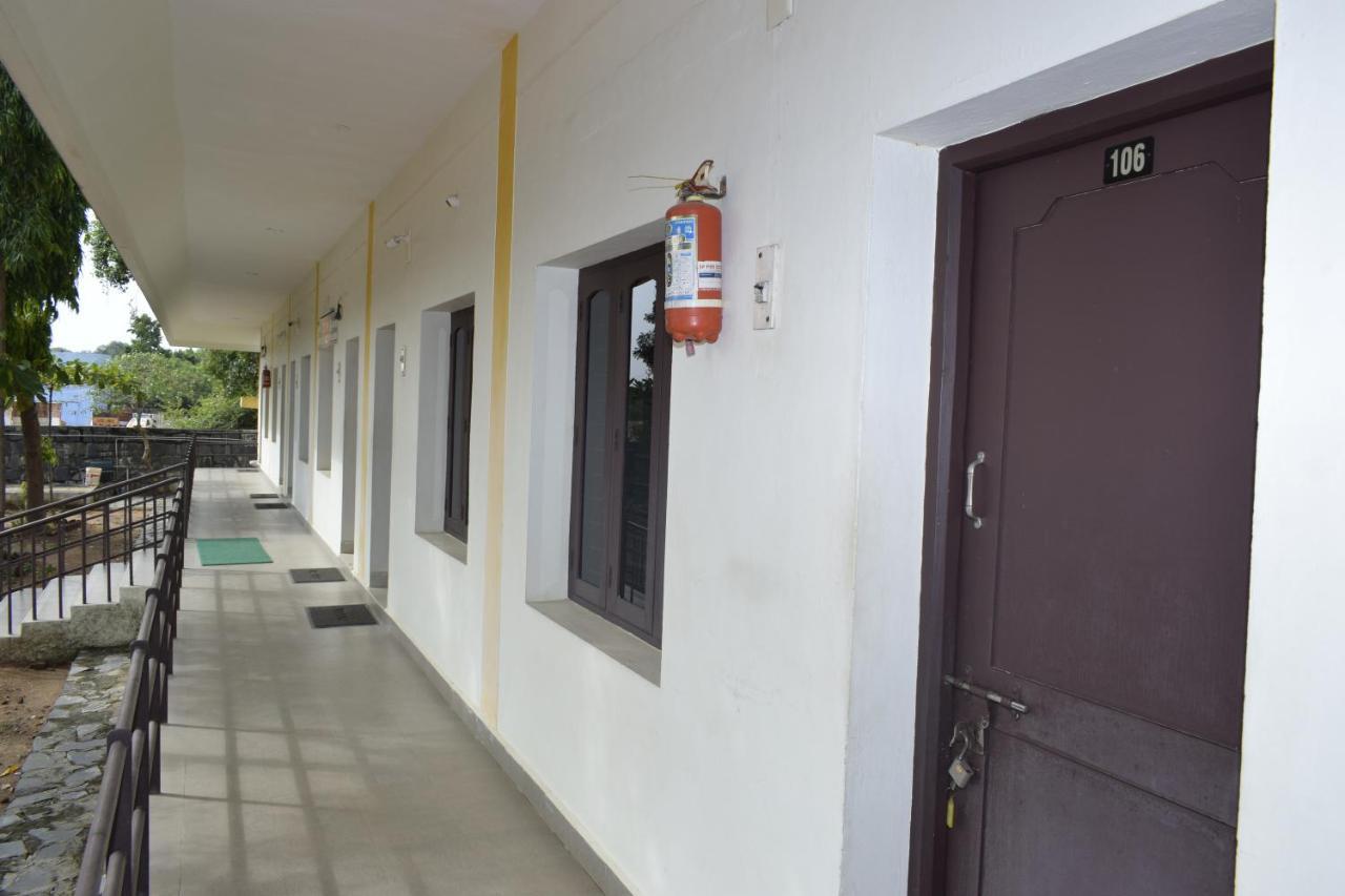 Rani Residency Otel Pondicherry Dış mekan fotoğraf