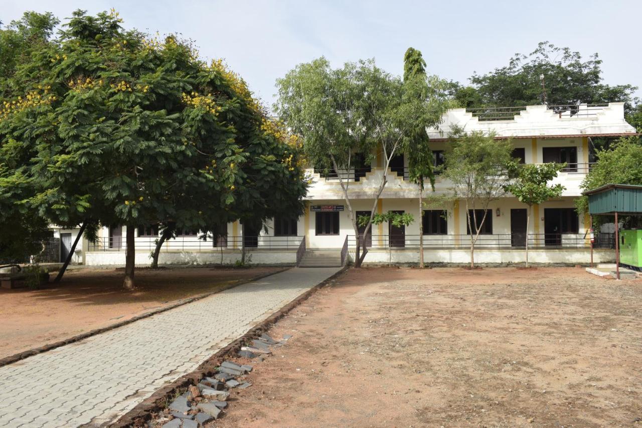 Rani Residency Otel Pondicherry Dış mekan fotoğraf